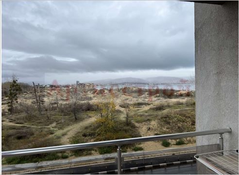 Снимка 293945386