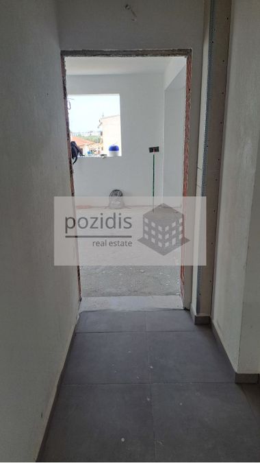 Photo 294136588