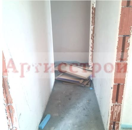 Снимка 296422537