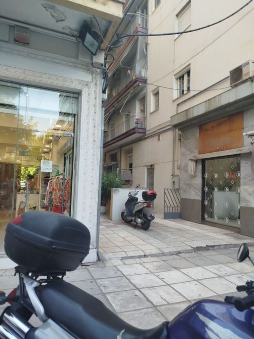 Снимка 298125133