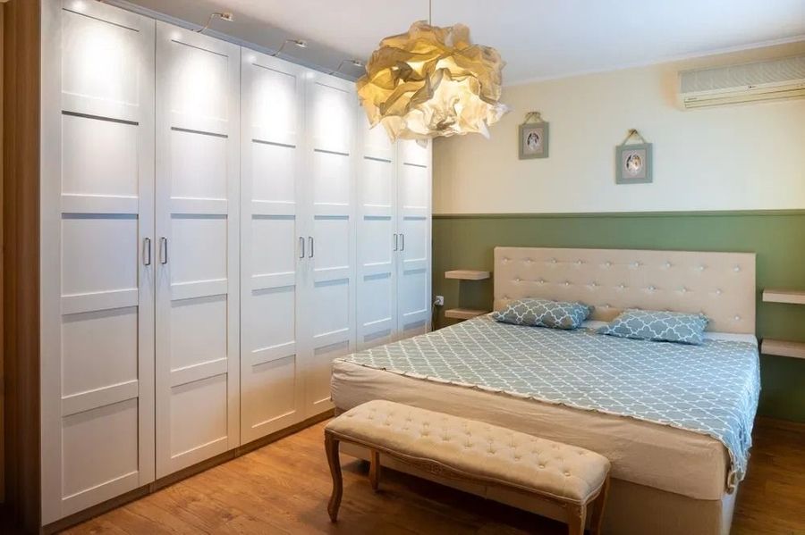 Снимка 298158010