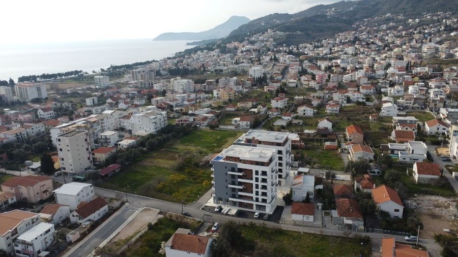 Fotografija 301390102