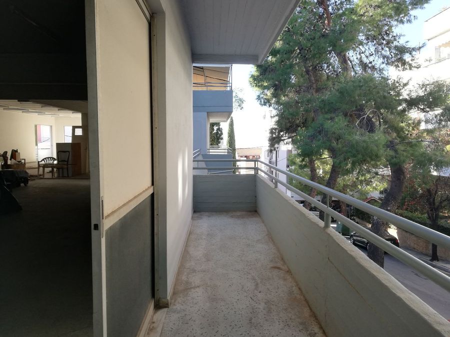 Photo 301895728