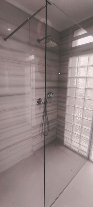 صورة فوتوغرافية 302695975