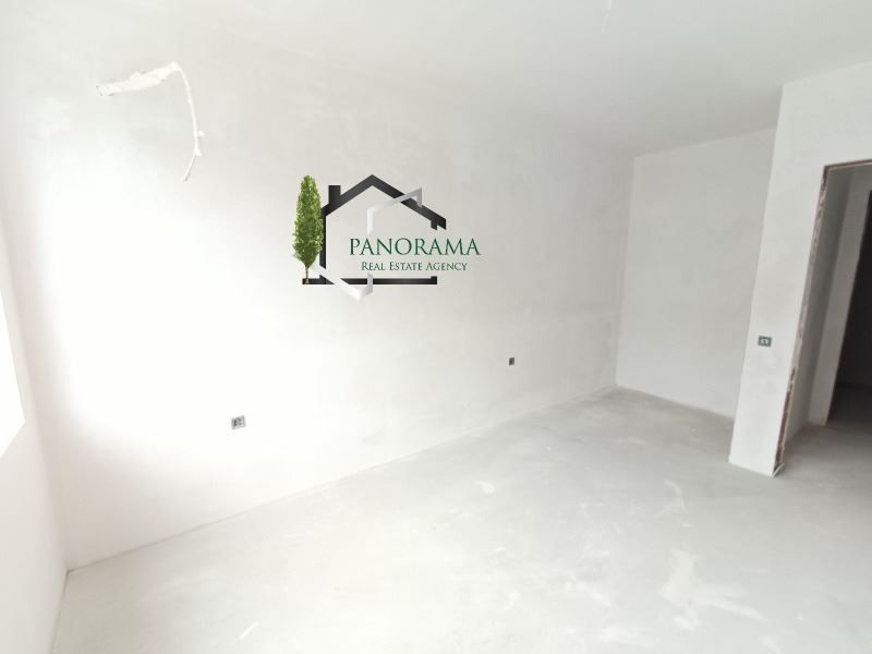 Снимка 303744019