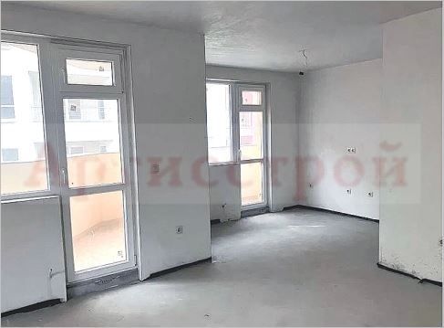 Снимка 303926947