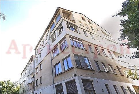 Снимка 304007893