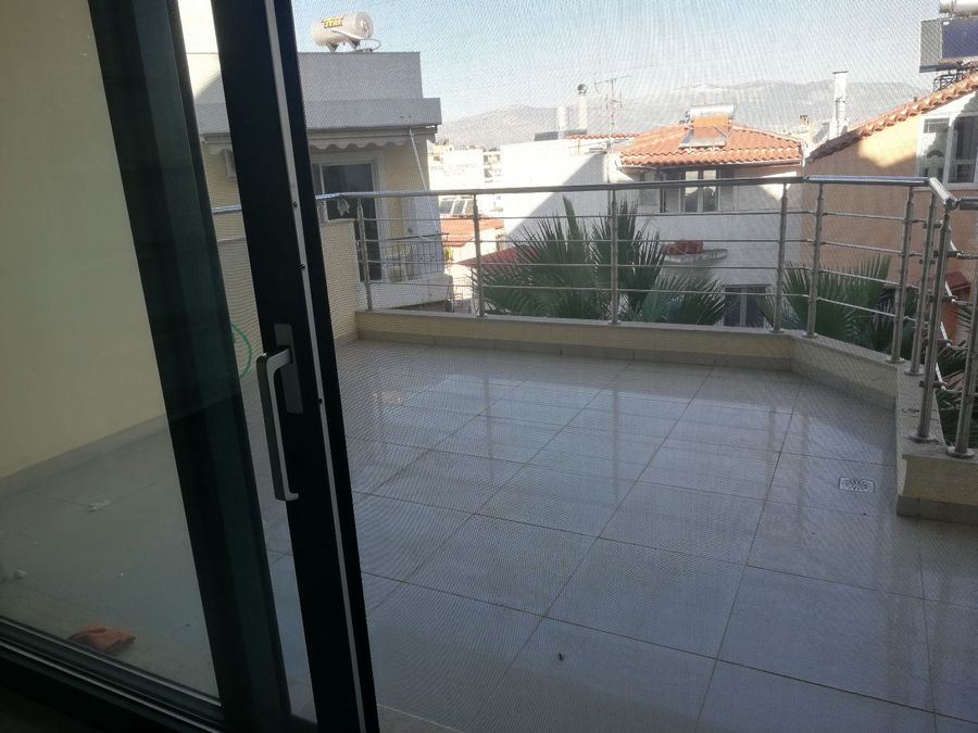 Photo 304279135
