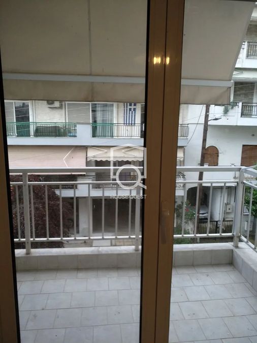 Photo 304424164