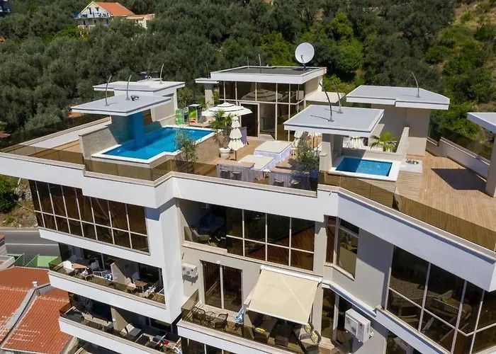 Apartment in Rafailovici, Budva 2