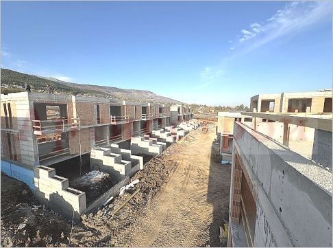 Снимка 305248354