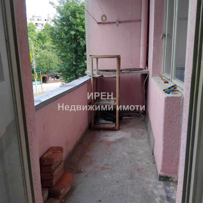 Снимка 305292946