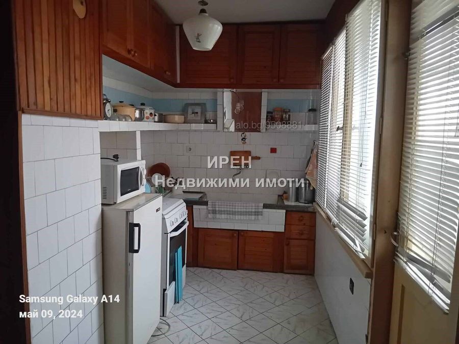 Снимка 305346778
