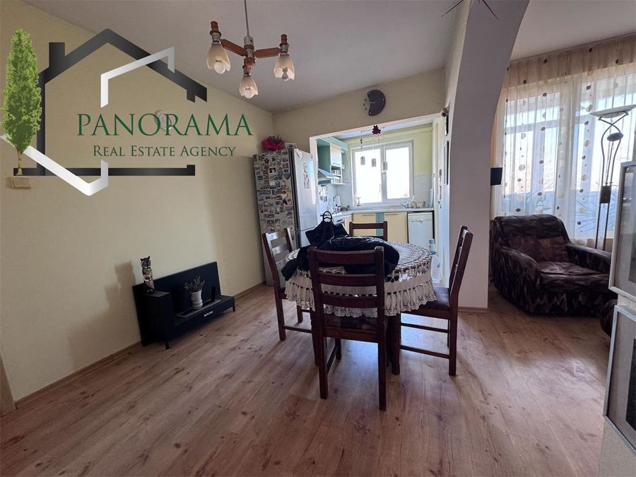 Снимка 305390872