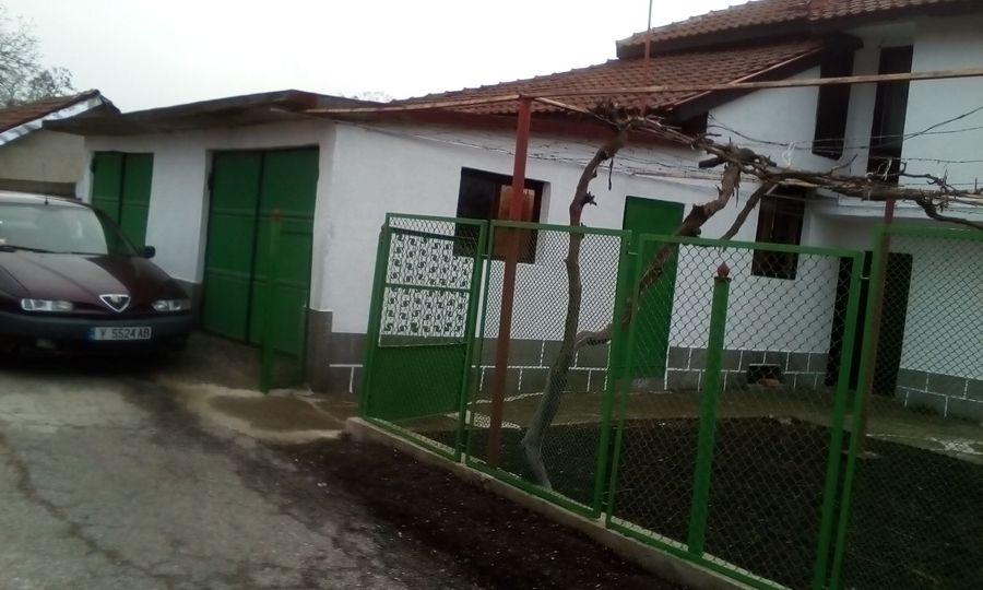 Снимка 308813437