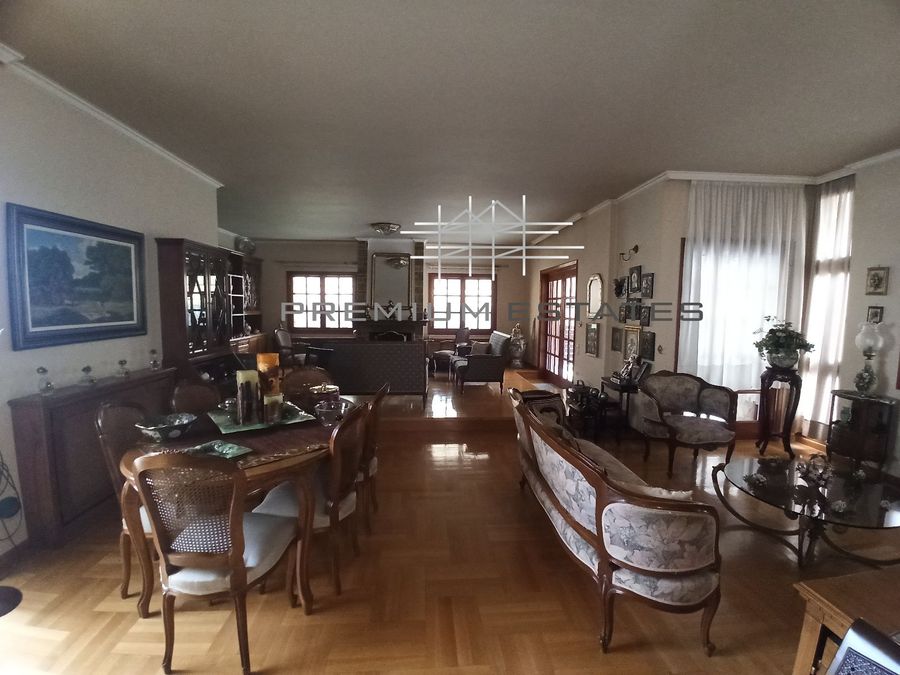 Photo 309049633