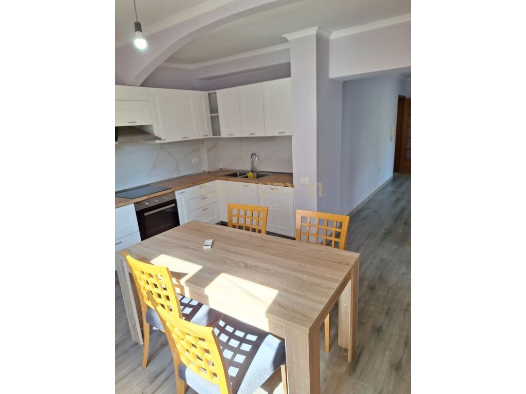 Apartament në shitje Komuna e Parisit