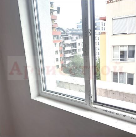 Photo 310274209