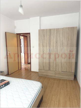 Снимка 311065552