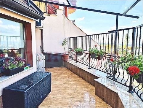 Снимка 311606686