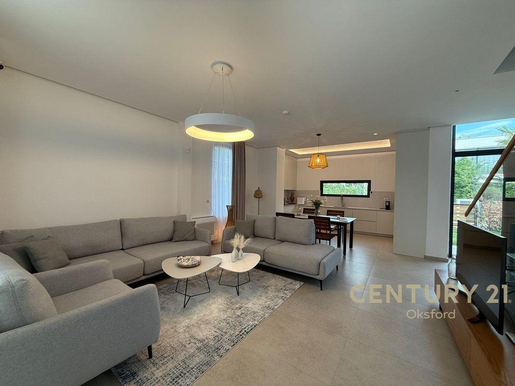 Vilë në shitje Gjiri I Lalzit