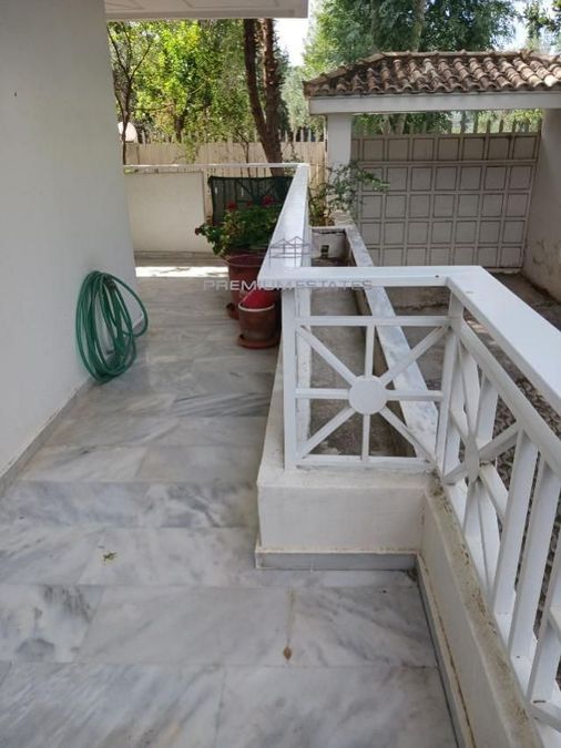 Photo 312343255