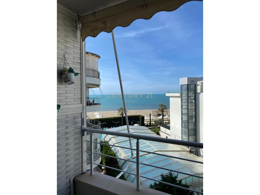 Apartament në shitje Golem