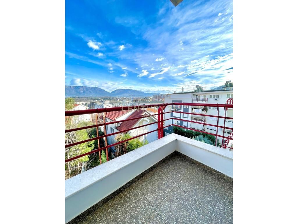 Apartament me qira Liqeni I Thatë