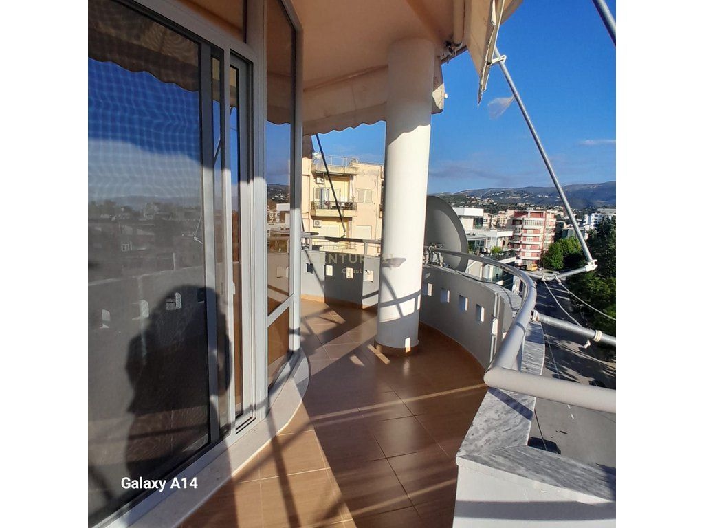 Apartament në shitje Vlorë - qyteti