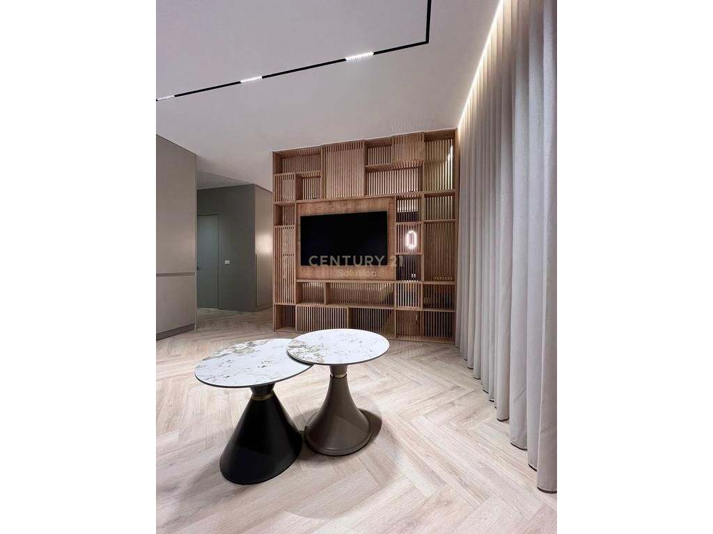 Apartament me qira Pazari i Ri