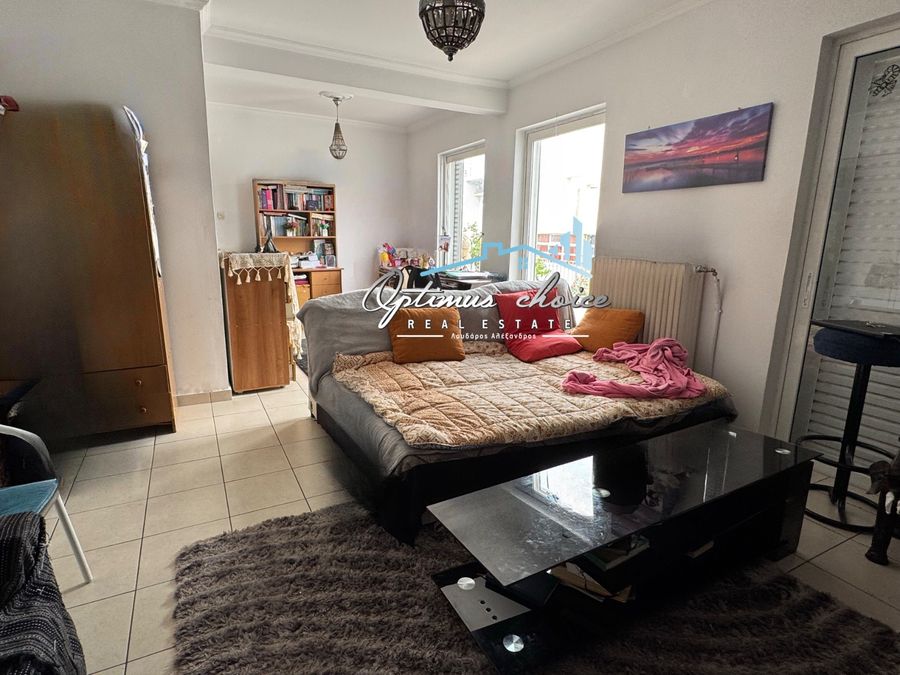 Διαμέρισμα στο Δημοτικό θέατρο