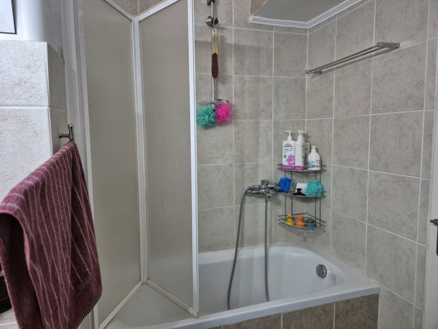 Photo 316709026
