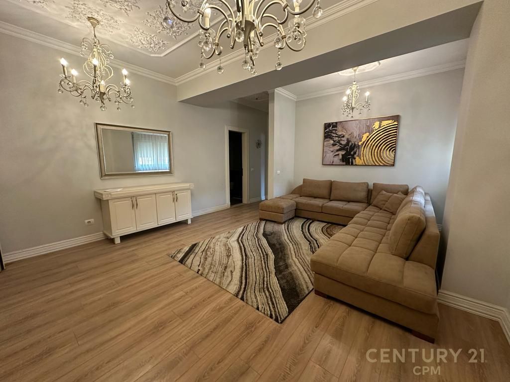 Apartament me qira Kompleksi Delijorgji