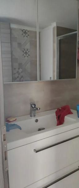 Photo 317333161