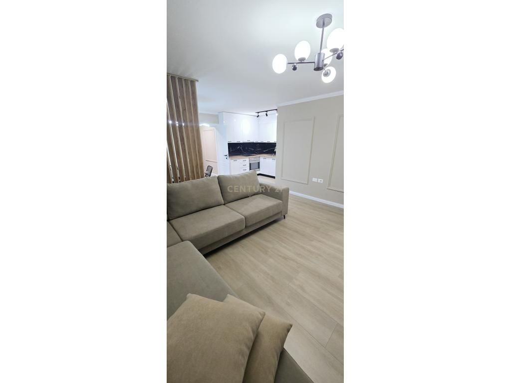 Apartament me qira Stacioni i Trenit