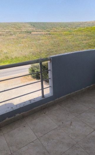 Photo 317867026