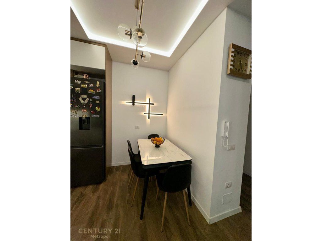Apartament në shitje Astiri