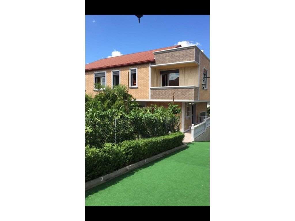 Apartament në shitje Instituti