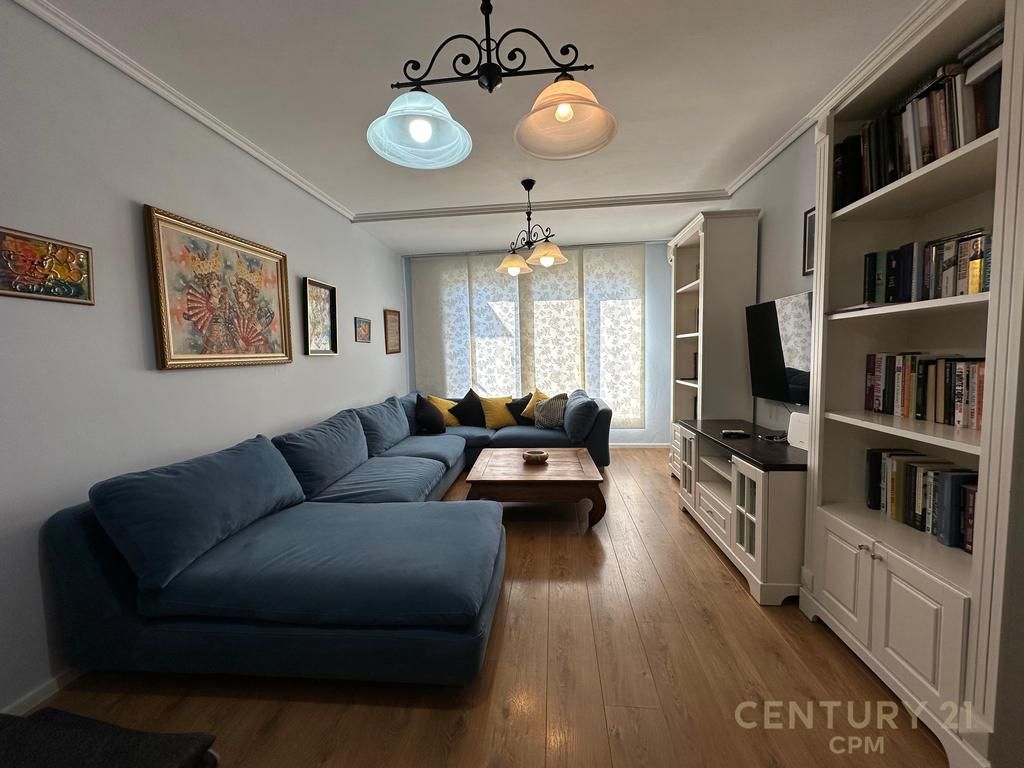 Apartament në shitje Oxhaku