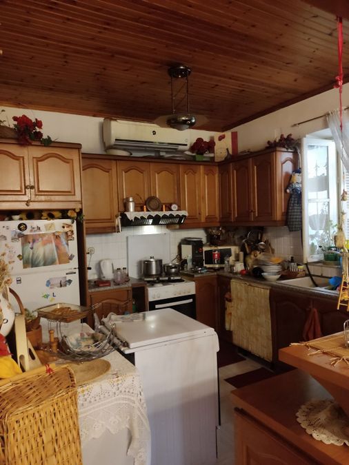 Photo 320196808
