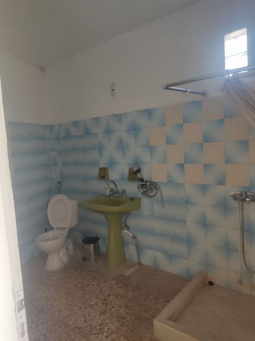 Photo 320198434
