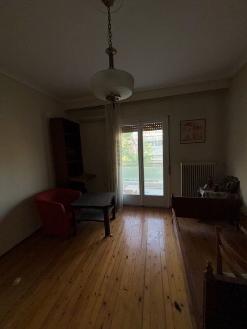 Photo 320593960