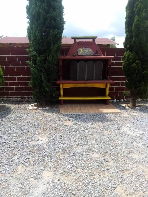 Photo 321422641