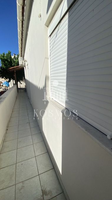 Photo 321438073