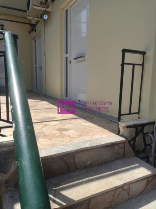Photo 322295506