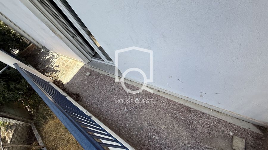 Photo 322453372