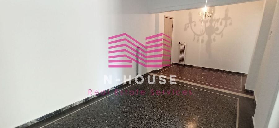 Photo 322587811