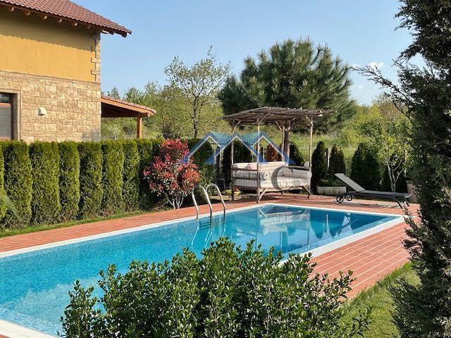 Снимка 323610328