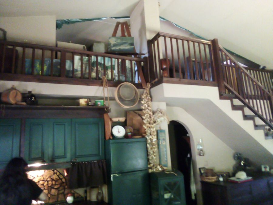 Photo 324212872