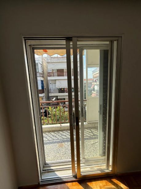 Photo 325106146